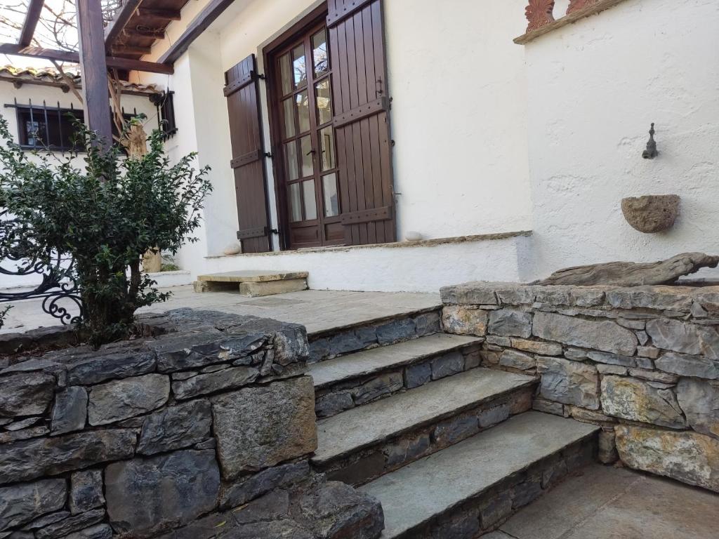 Lito's dream villa by the sea! photo 4