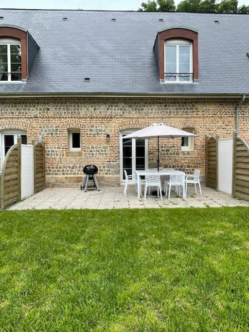 D2 CHARMANT duplex proche de la mer, avec jardin photo 1