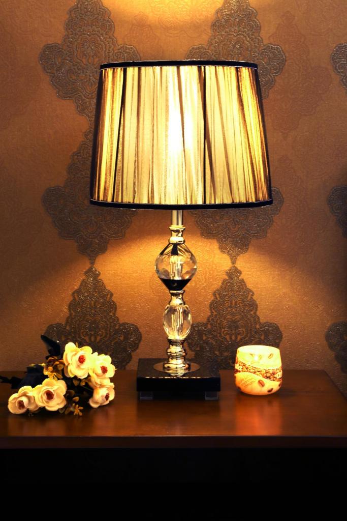 Двухместный (Улучшенный двухместный номер с 1 кроватью, вид на город), Thien Ha Hotel & Apartment