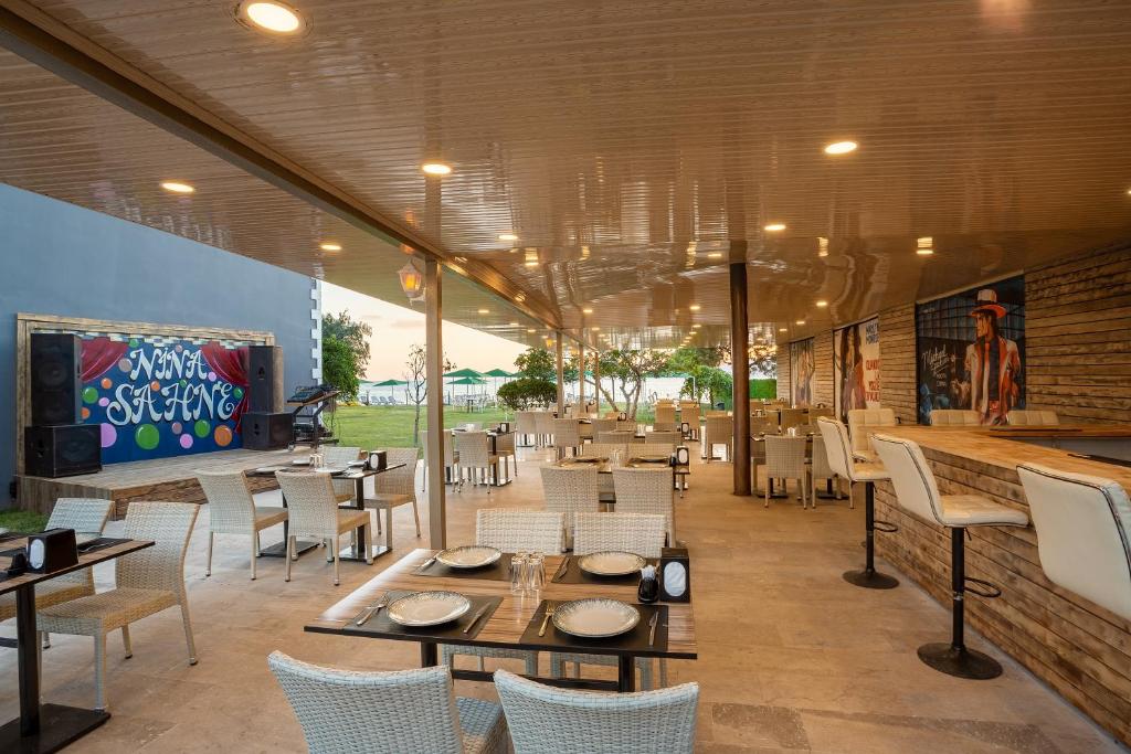Aqua Nina Hotel photo 1