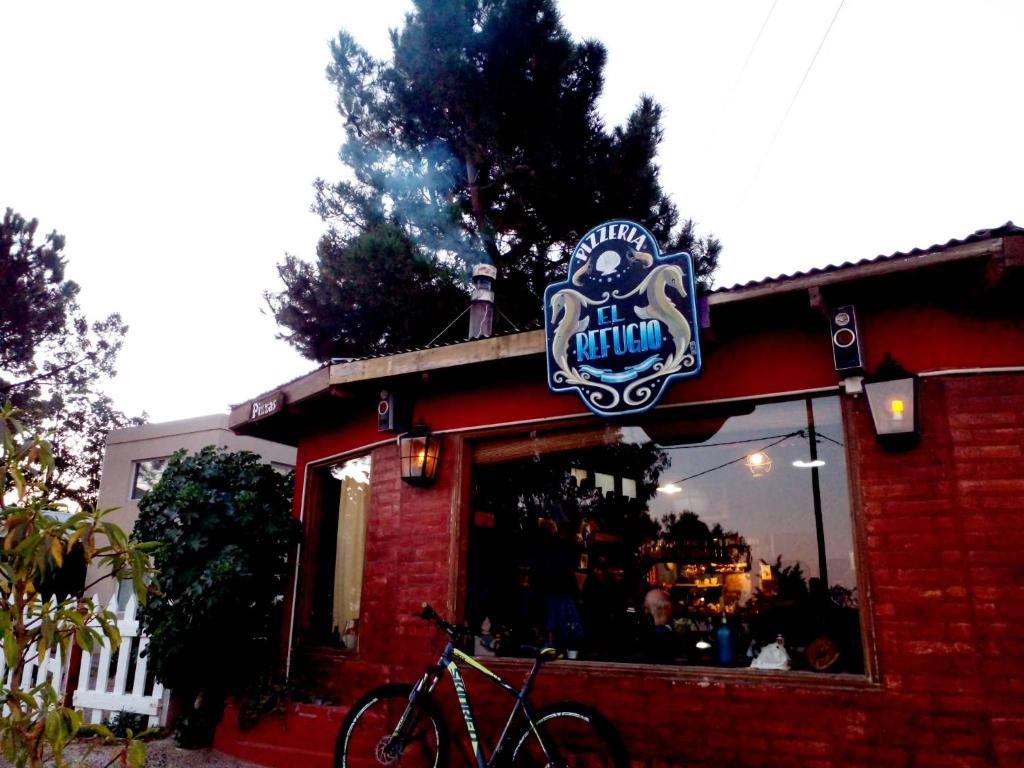 el refugio piramides photo 1