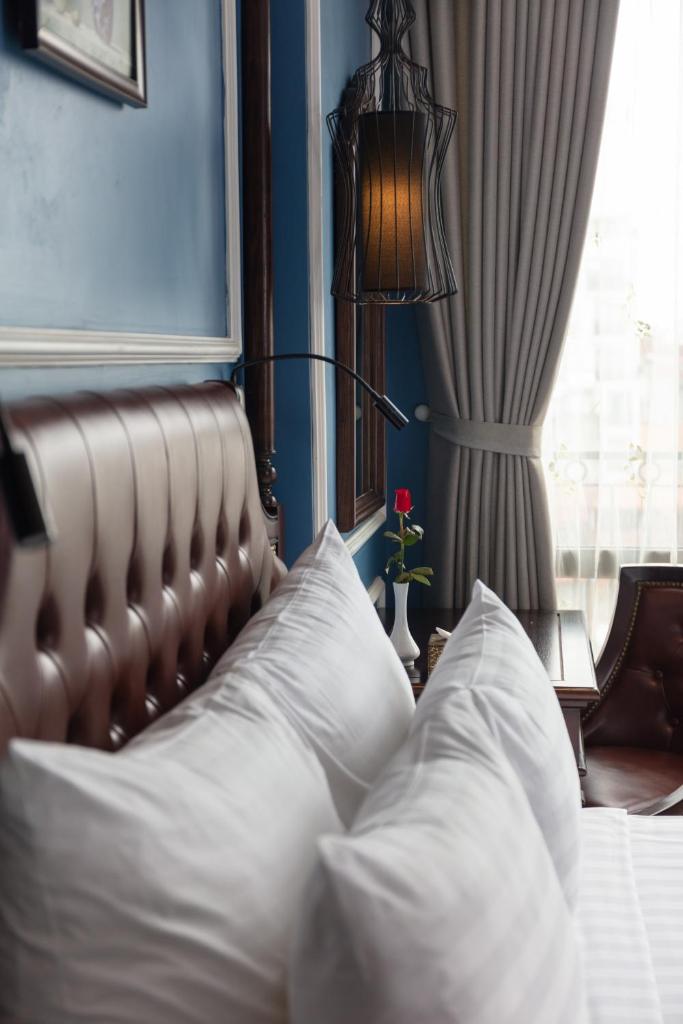 Suddha Apartment & Cafe