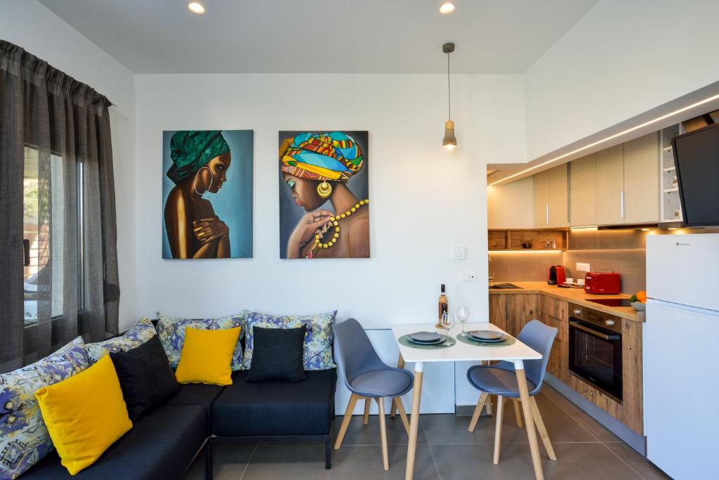Mini Maisonette