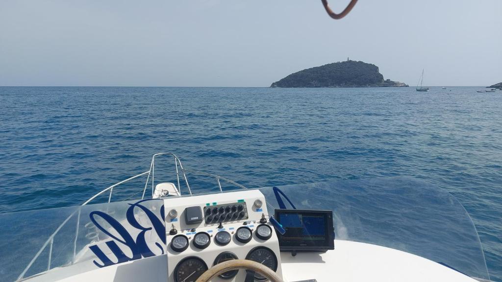 YachtAnnablu photo 2
