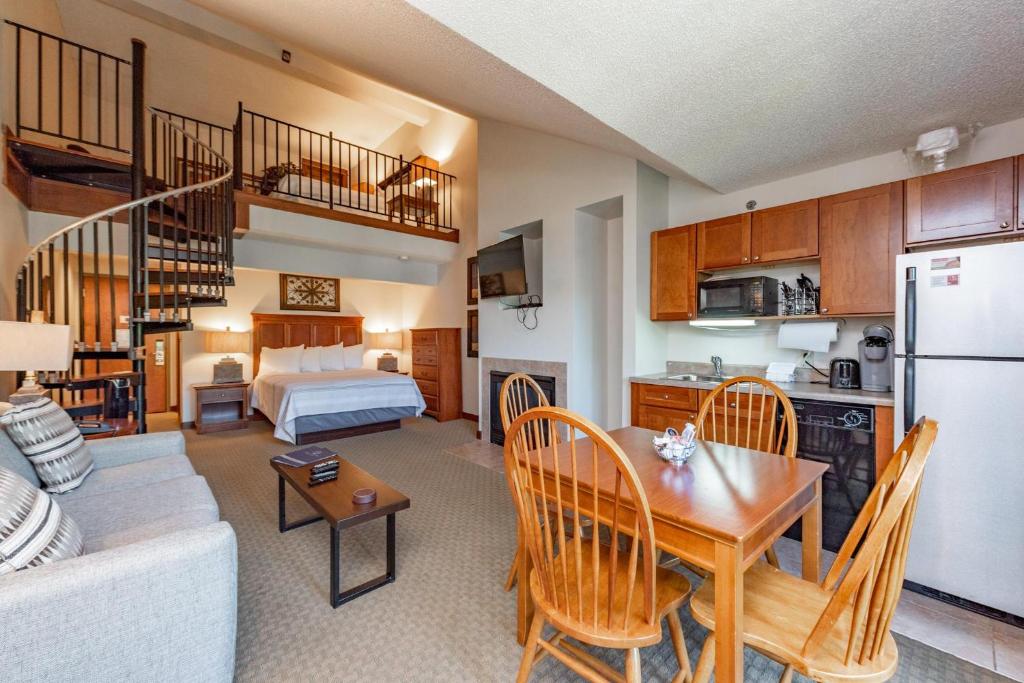 A309 Studio & Loft Lake View image