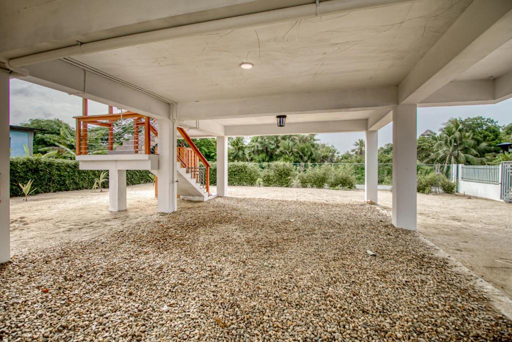Wagiya Flats photo 1
