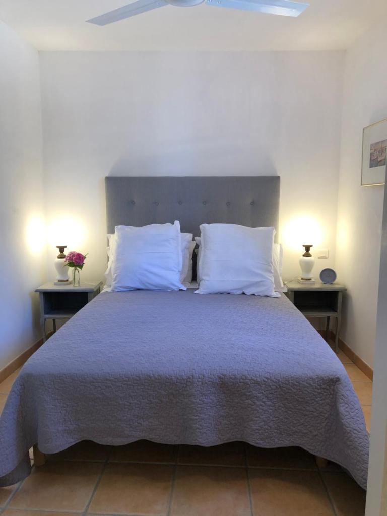 Lovely 2 bedroom gite with shared pool photo 1