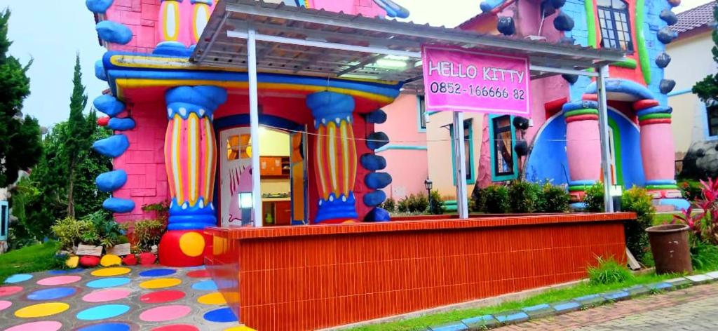 Villa Hello Kitty Kota Bunga Puncak photo 3