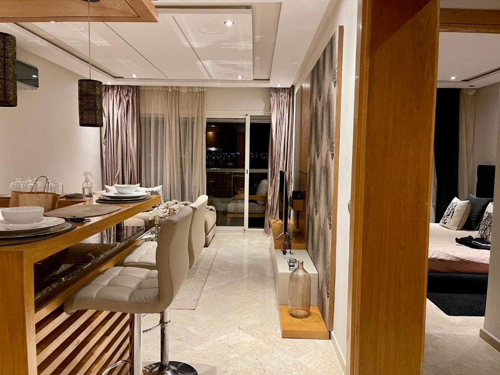 Dar Bouazza Luxueux appartement avec vue sur mer photo 4