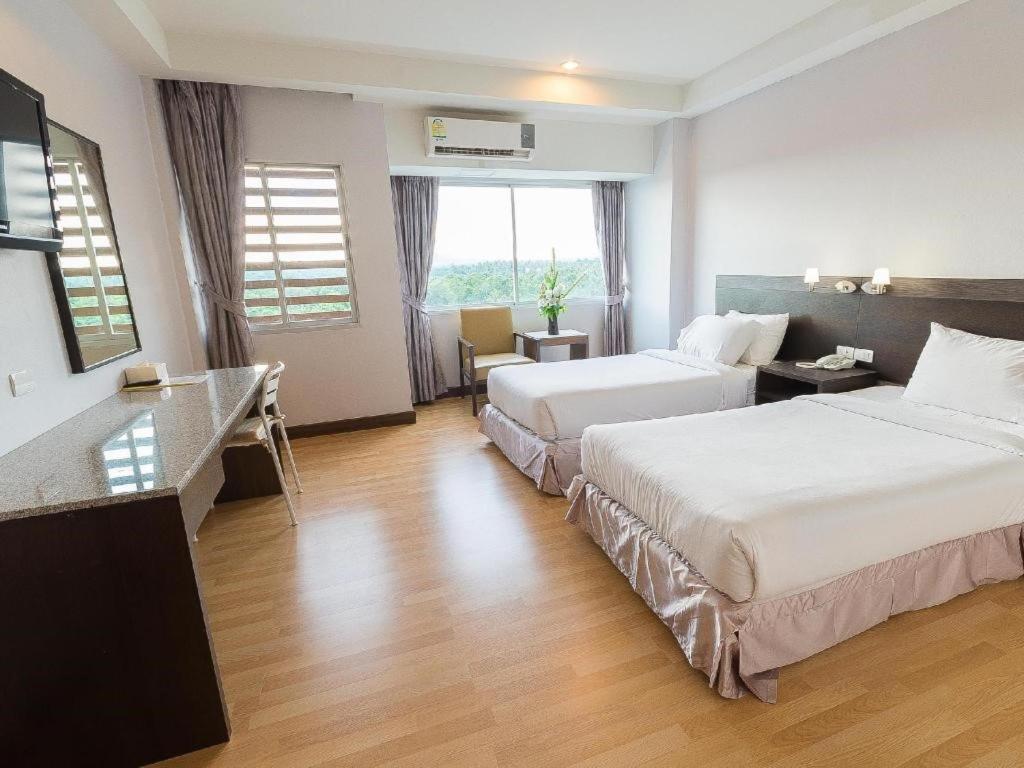 SinKiat Buri Hotel photo 2