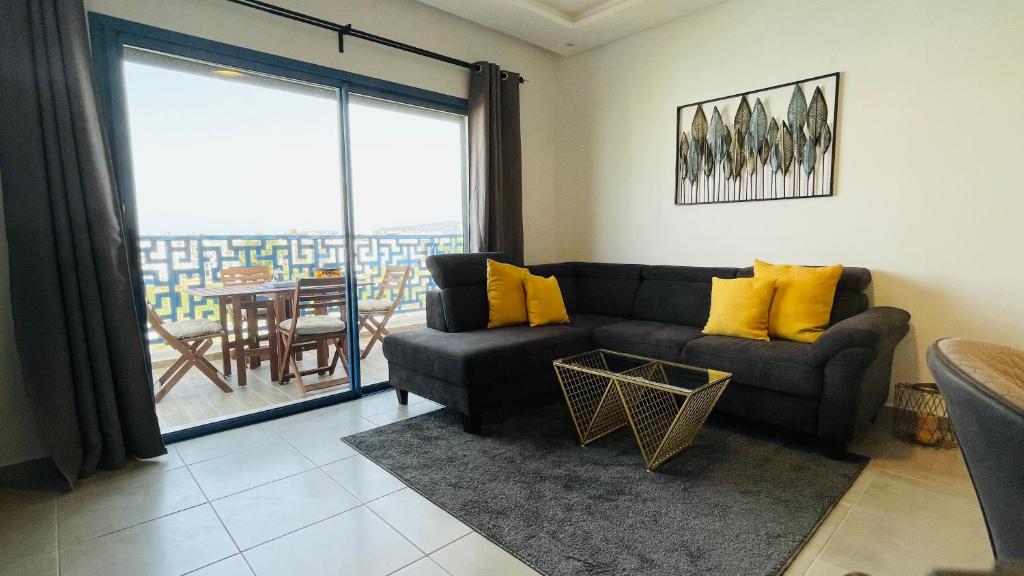 Luxury Apartment with Pool photo 4