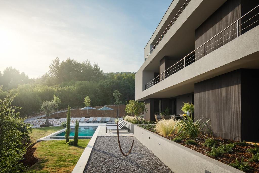 Oltremare Premium suite apartment w/pool in Rabac photo 3