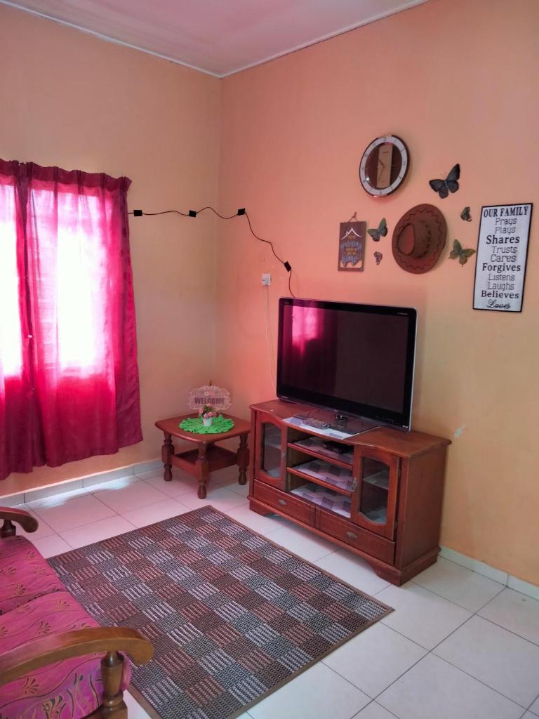 HOMESTAY CAHAYA PUTERI