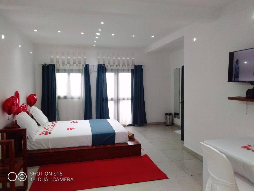 Le Majestic Toamasina Hotel photo 1