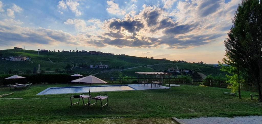 B&B Cascina Gaione Via Gallina,18b 12052 Neive cn photo 1