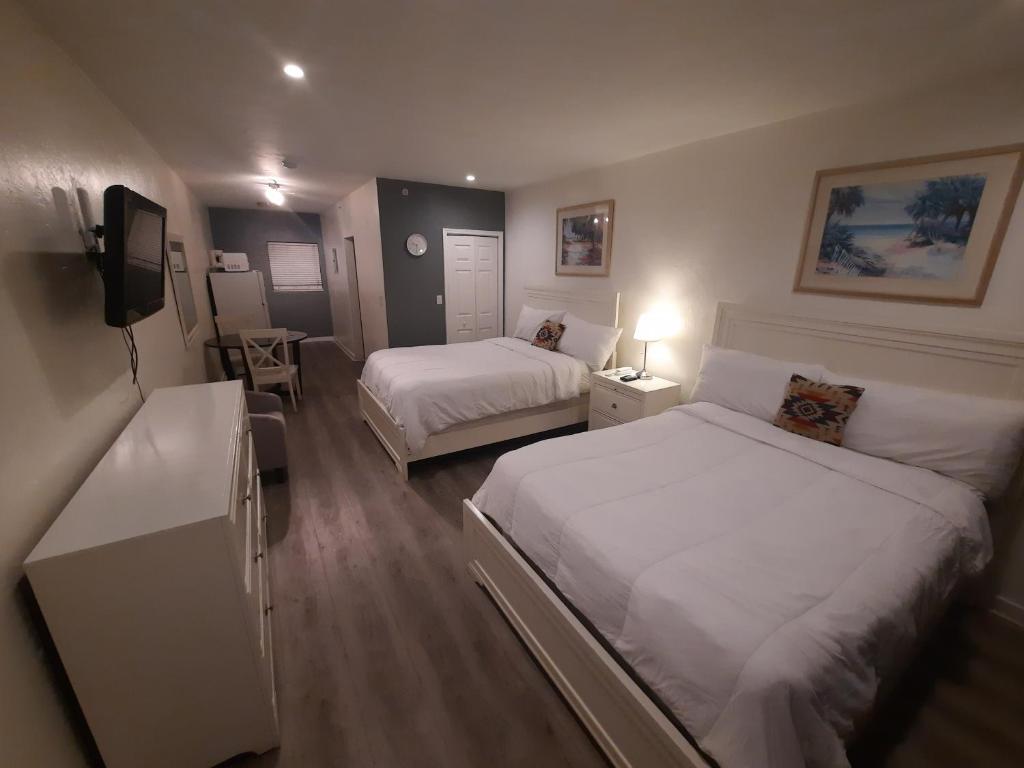Stardust Hotel image
