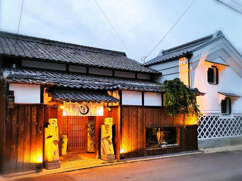 Kominka Mitsuhama Ryokan photo 1