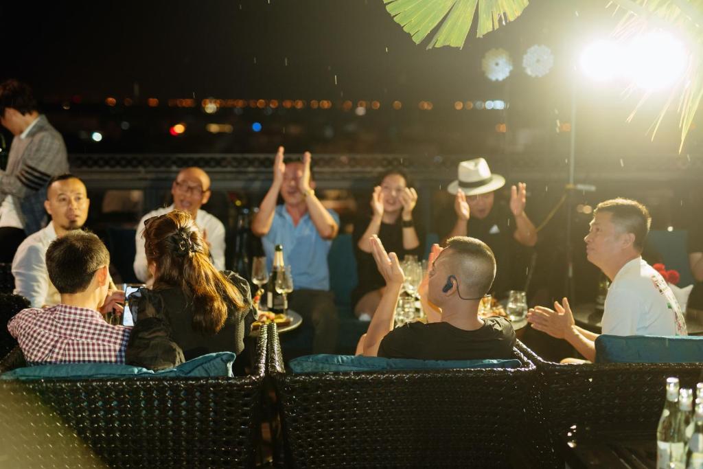 Khách sạn Essence Hà Nội