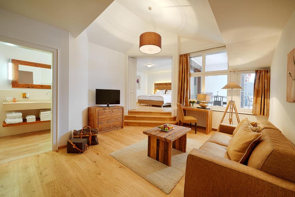 ADLER HÄUSERN Gourmet & Spa Hotel photo 1