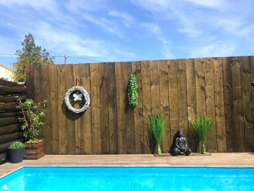 6 bedrooms villa with private pool and furnished garden at Campo de Cuellar photo 1