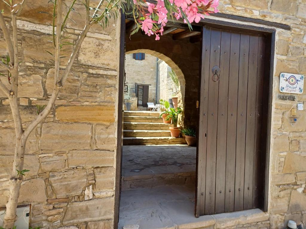 Vrakas House photo 3
