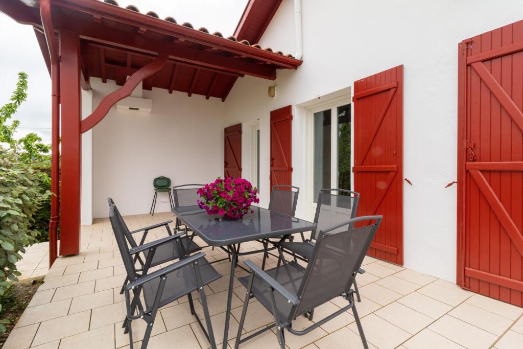 Maison Hacharria