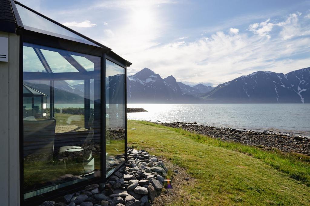 Lyngen North photo 1