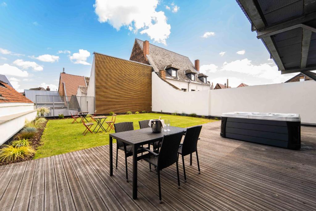 SPA & Garden - Luxury Private Apart' Mons Center photo 3