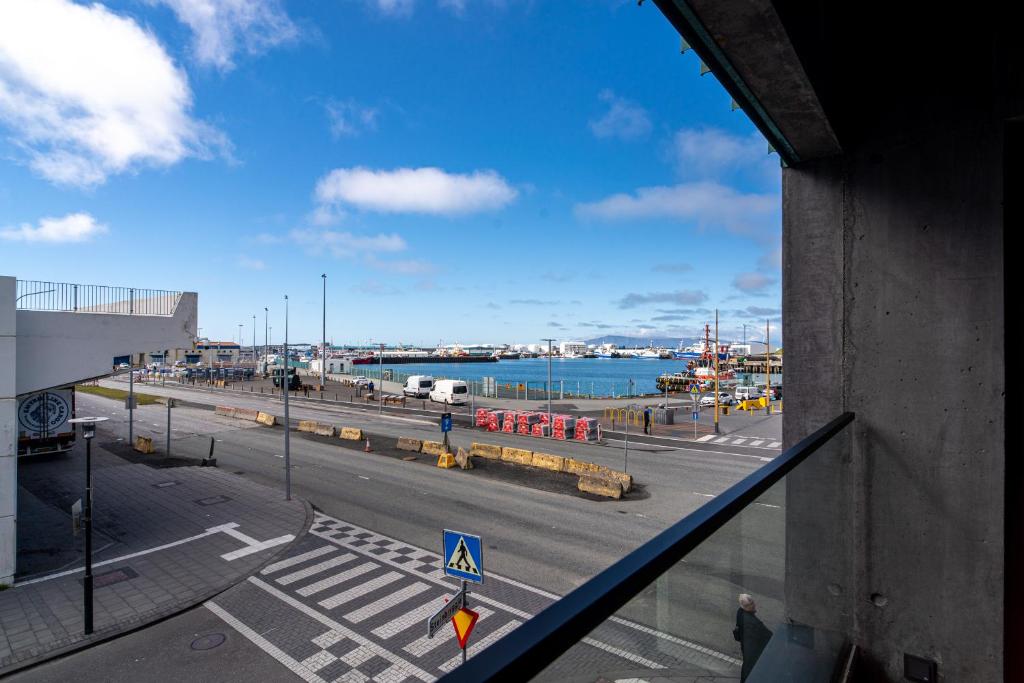 Ocean Breeze Luxury Apartment photo 1