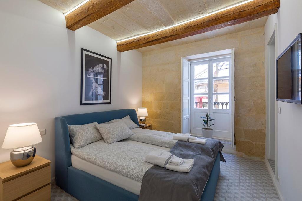 The Glen Residences photo 4
