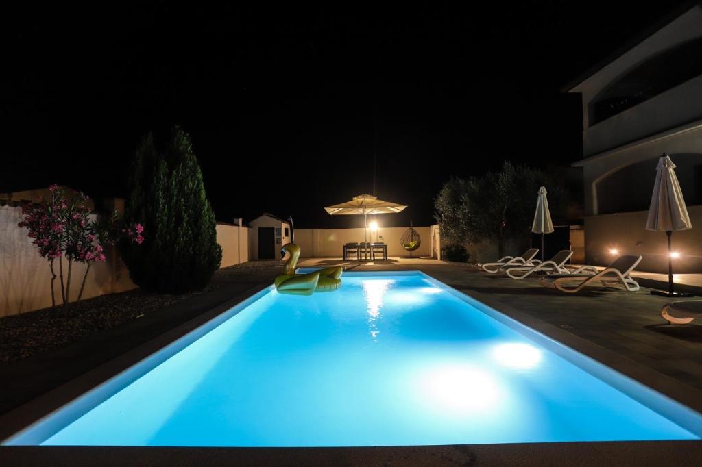 Apartment Nina with private pool photo 2