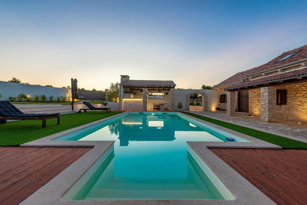 Villa Nikola photo 2