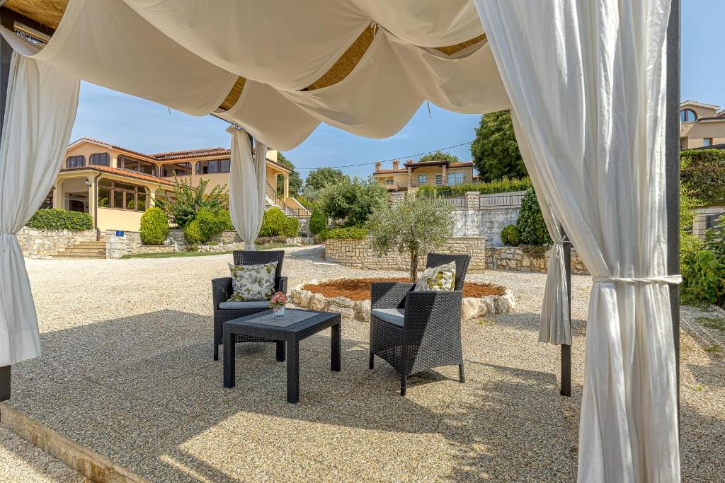 Cottage Nilda I