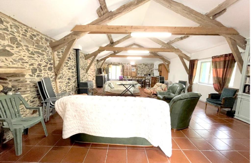 Maison de 2 chambres avec jardin amenage a Bagnac sur Cele photo 4