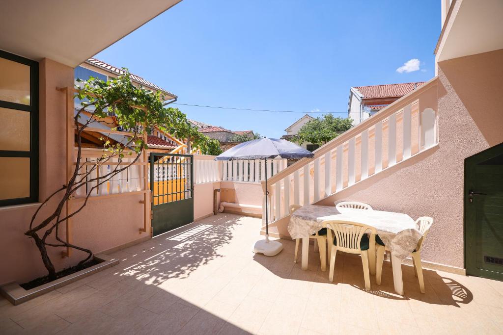 Two bedroom apartment near the sea photo 3