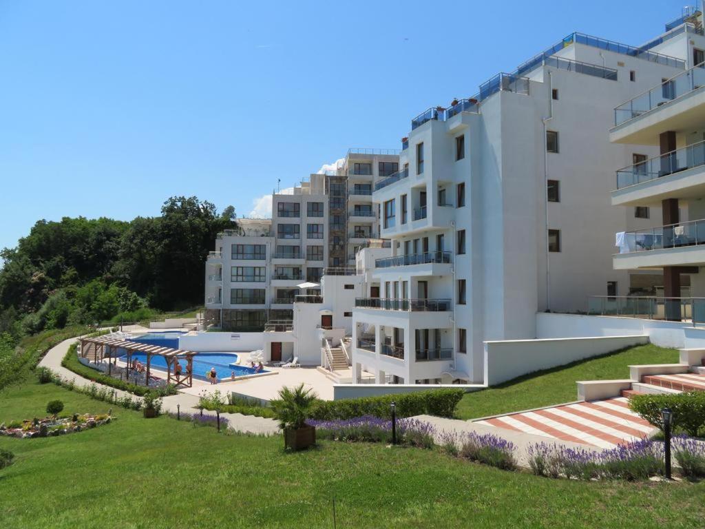 Byala Vista Loreta Apartments photo 4