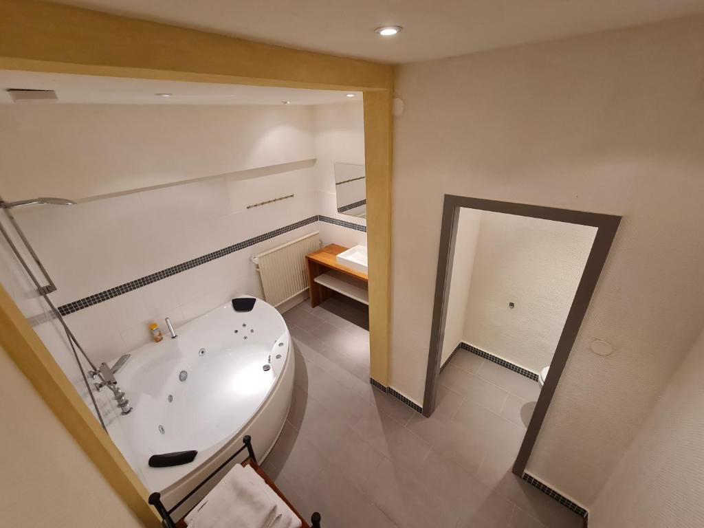 Hotel Bischoff Winnweiler photo 4