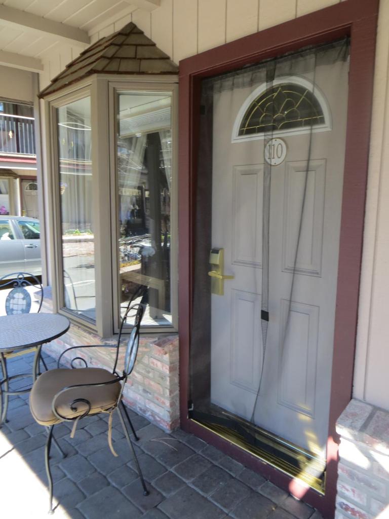 Stardust Lodge photo 3
