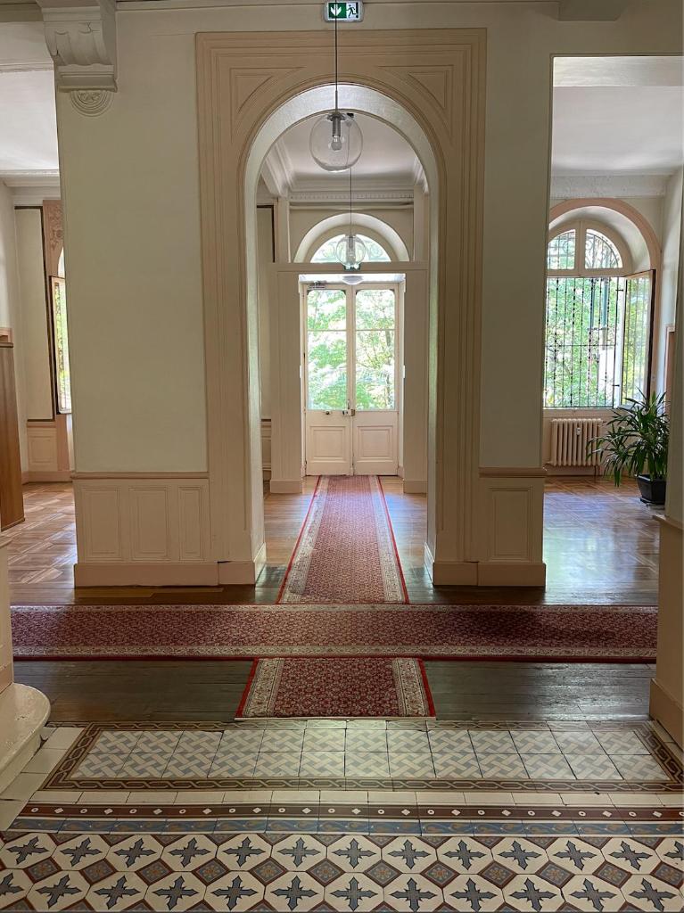 Le Beau Site Grand Hotel - lovely heritage cocoon Aix-les-Bains central park - Thumbnail image