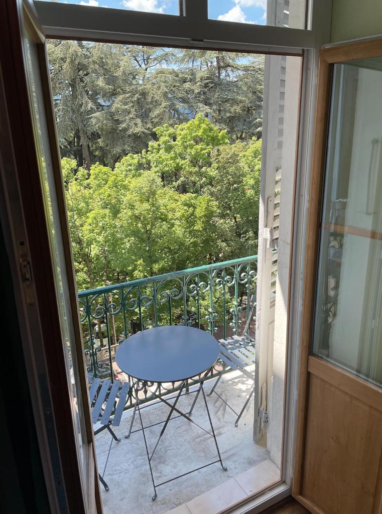 Le Beau Site Grand Hotel - lovely heritage cocoon Aix-les-Bains central park - Thumbnail image