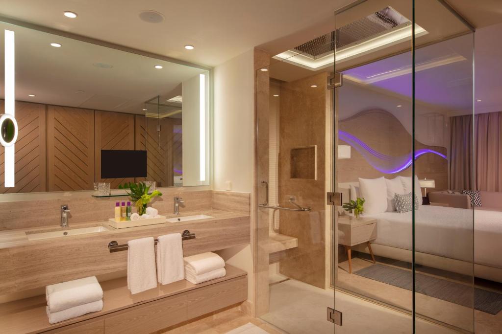 Breathless Cancun Soul Resort & Spa - Adults Only - All Inclusive photo 2