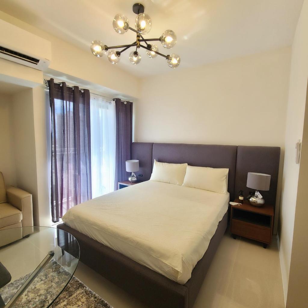 INSPIRIA Condo Free Airport Pickup for 3 nights stay or more photo 2