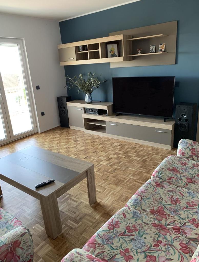 Apartment Serenada photo 2
