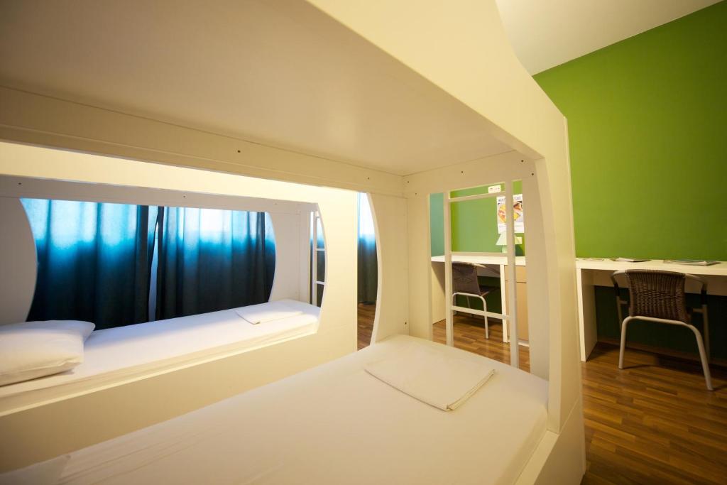 Трехместный (Трехместный номер с ванной комнатой), Funk Lounge Hostel