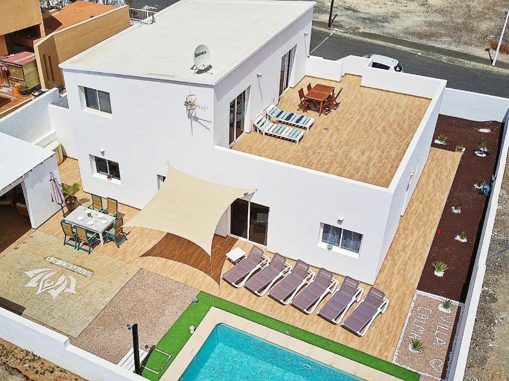 Villa Calma Climatized pool Private Jacuzzi Spa in Tarajalejo