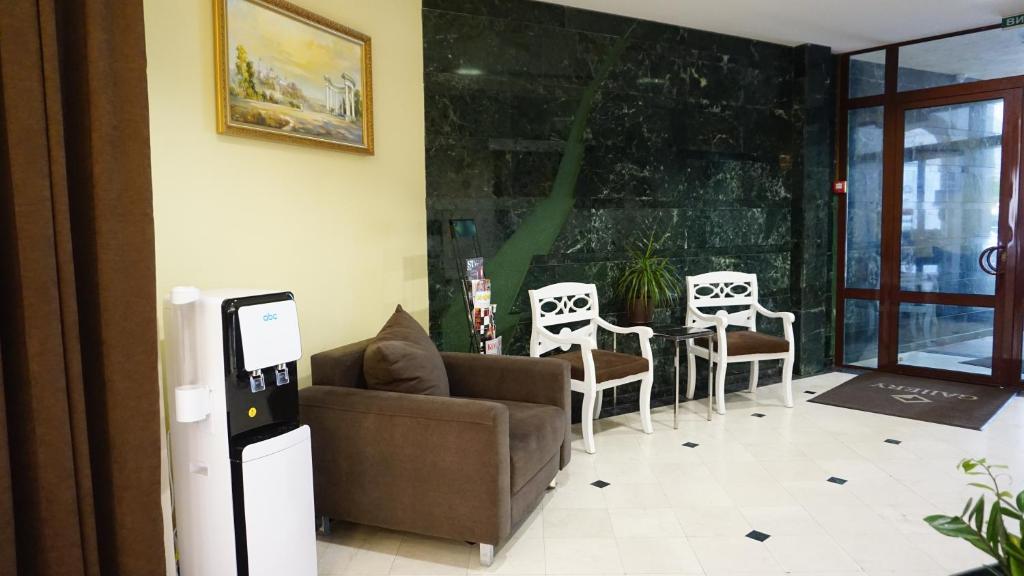 Optima Collection Gallery Poltava photo 2