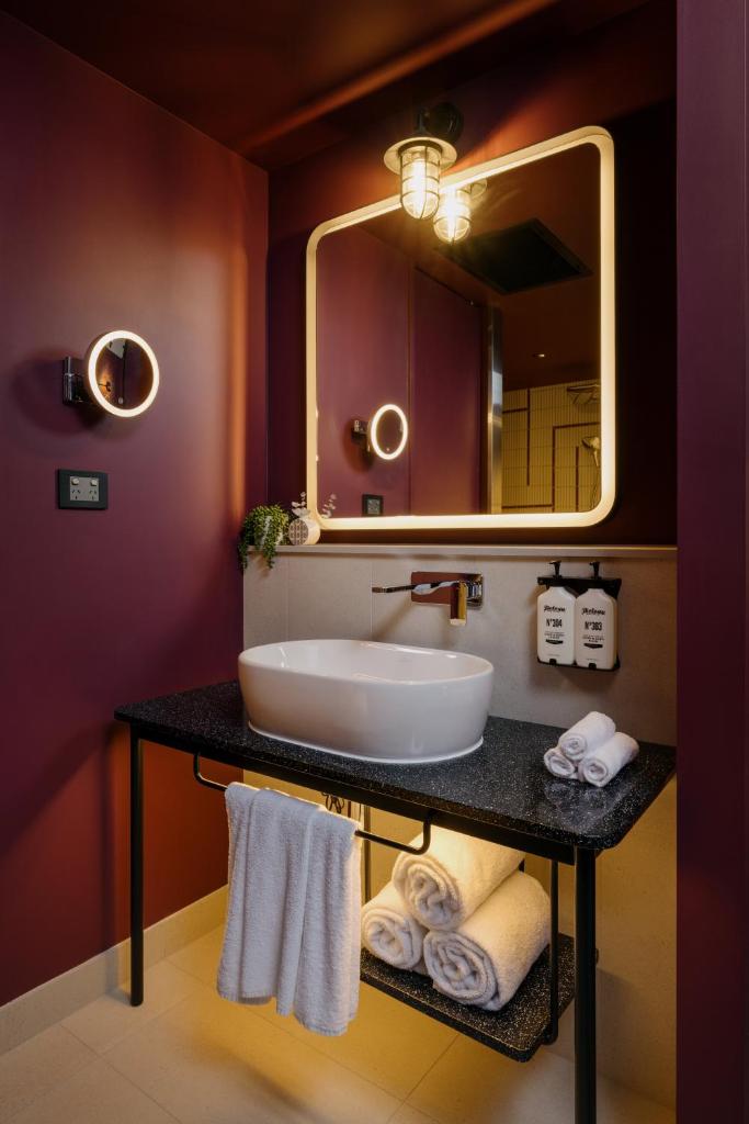 Hotel Indigo Brisbane City Centre by IHG - Tap to explore photos