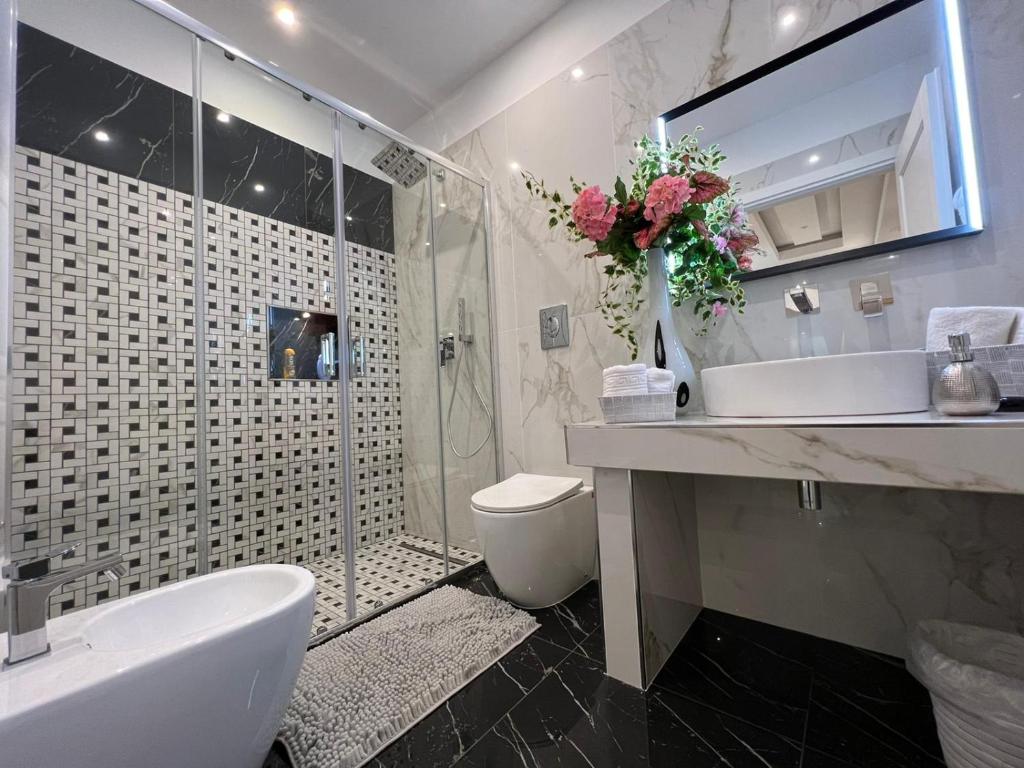 GianLuis Luxury Suites photo 4