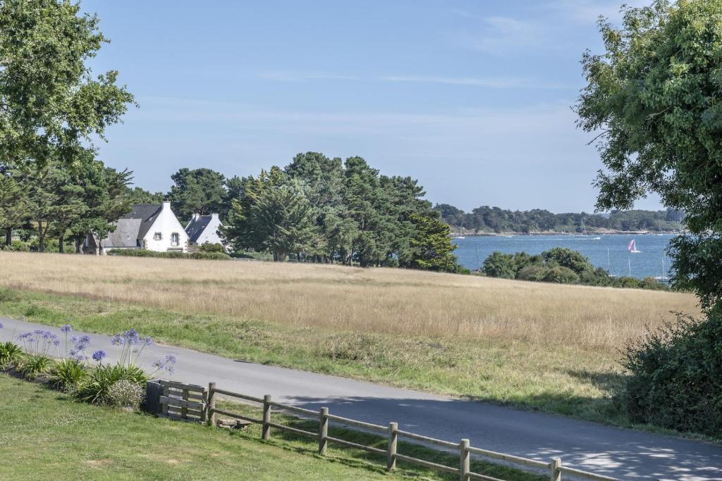 Maison vue mer dans le Golfe du Morbihan