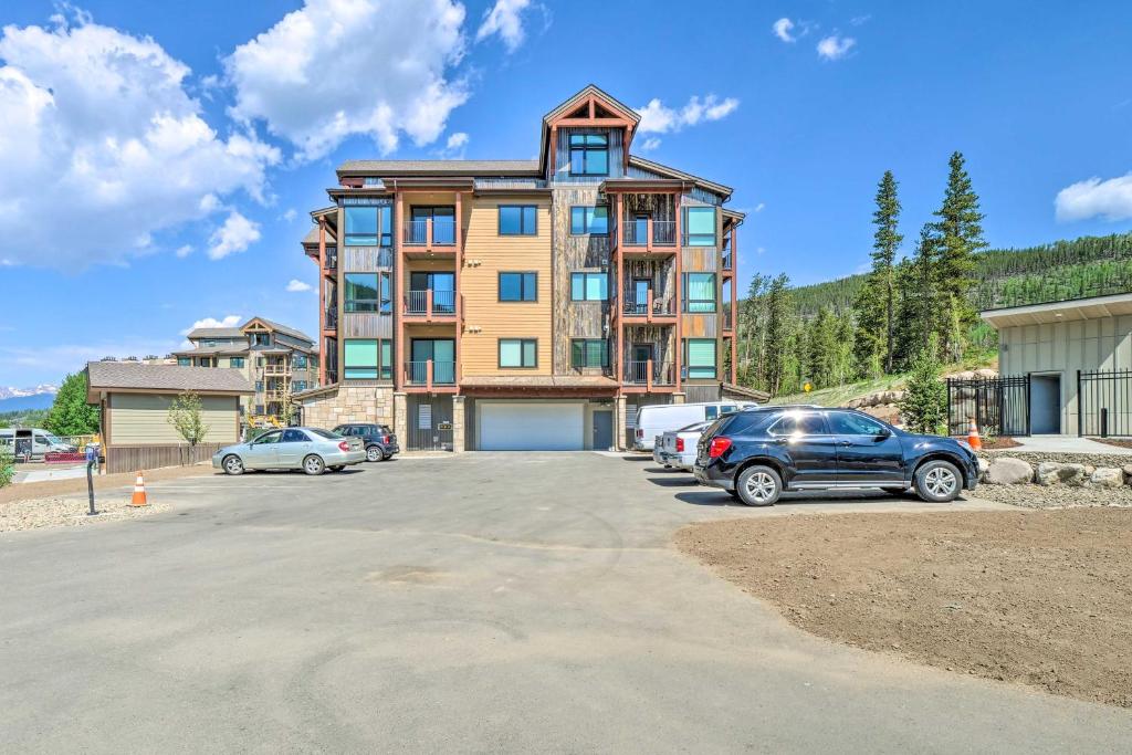 Keystone Condo with Balcony - Near Hiking Trails! photo 2